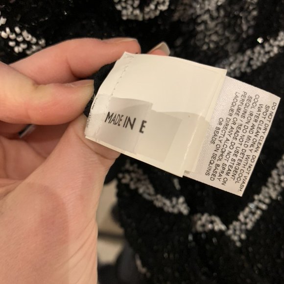 100% Silk & Glass beaded Gown - Picture 9 of 9